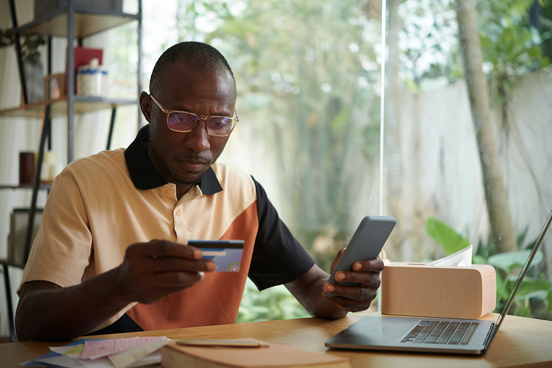 What Happens to Your Credit When you Max Out Credit Cards?